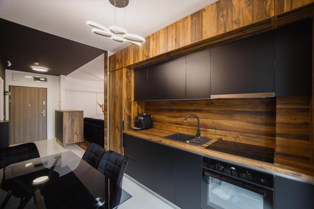 Chocolate Delight At West Residence Oradea Exterior foto
